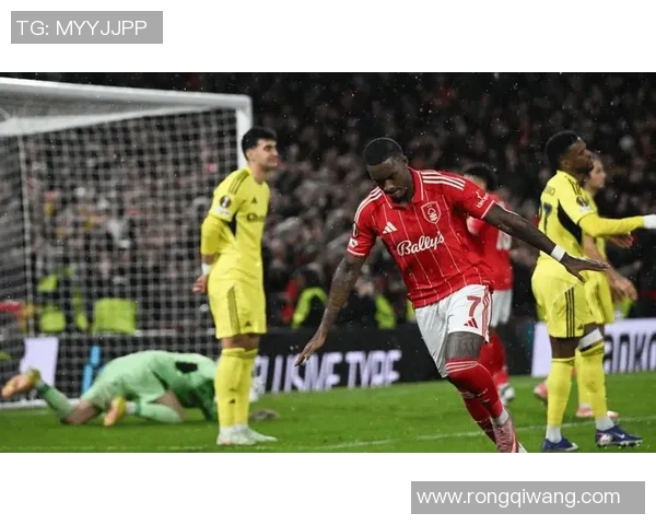 欧联杯惊天逆转AC米兰5-0狂胜曼城引发转会风波